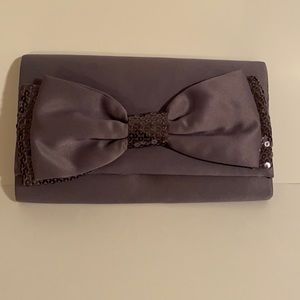 Gray Sequence Bow Clutch